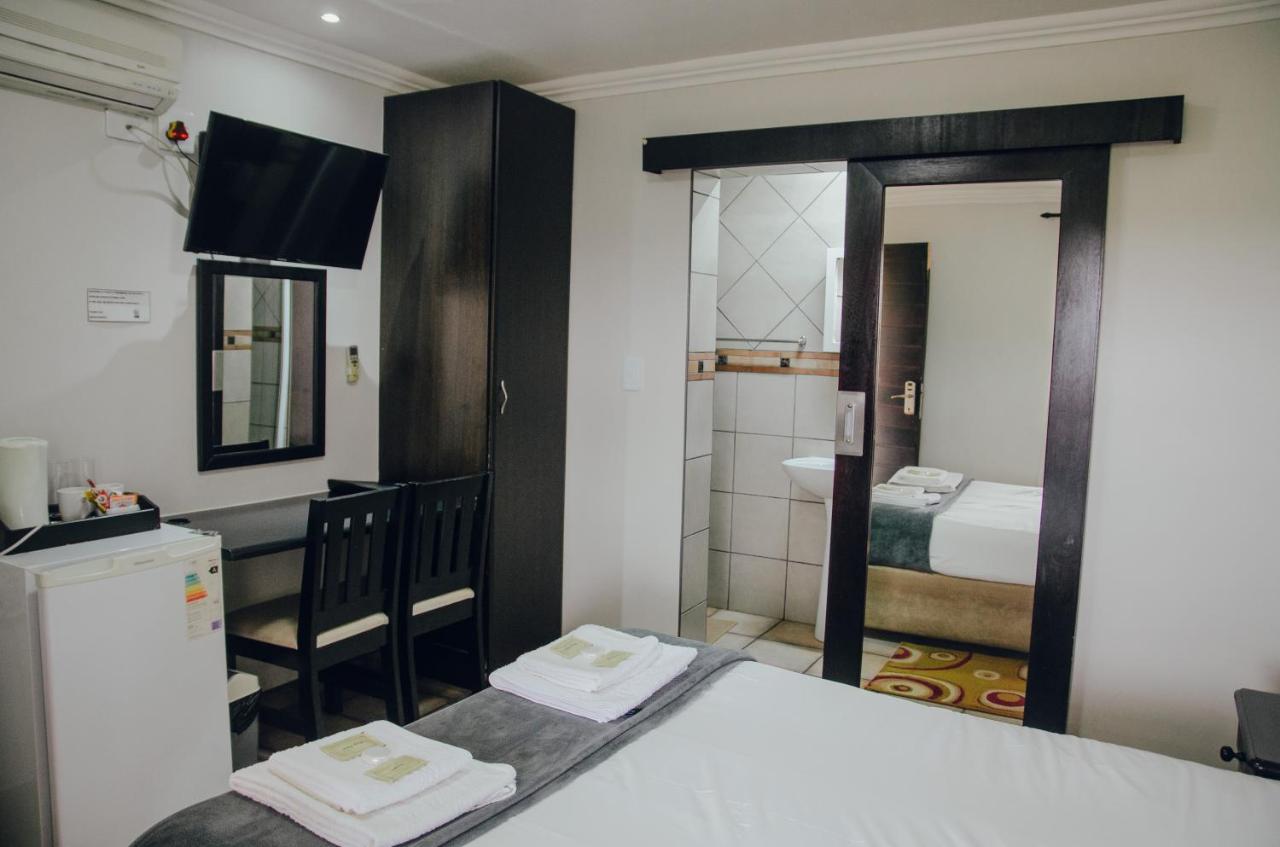 Towers Lodge Boksburg Eksteriør billede