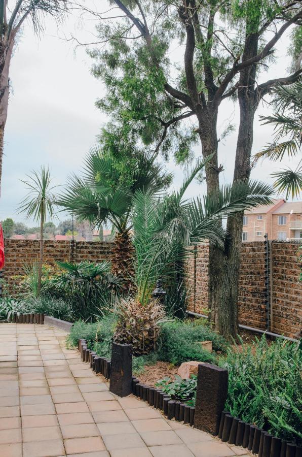 Towers Lodge Boksburg Eksteriør billede